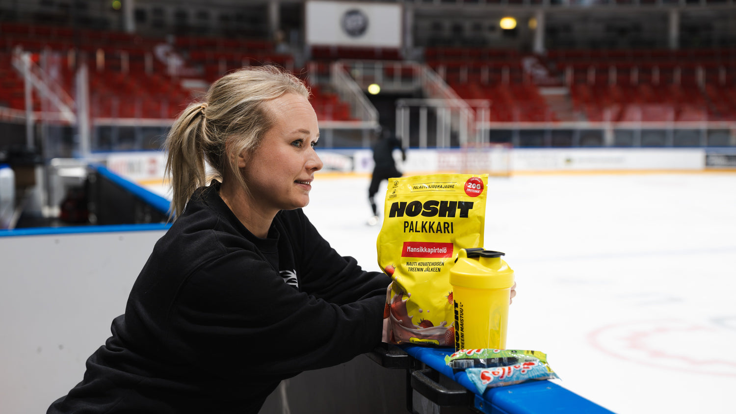 Kurkistus TPS:n liigajoukkueen arkeen - Nosht- ja Jollos-tuotteet kovassa käytössä